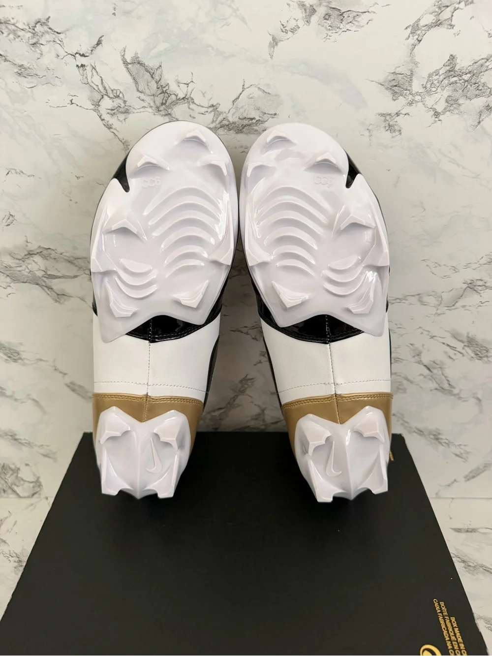 Nike Air Jordan 1 Low TD Gold Toe Football Cleats FJ6245 Men’s Size 9.5